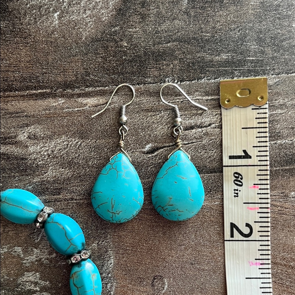 Beaded Bracelet and Earring Set! - Picture 2 of 6